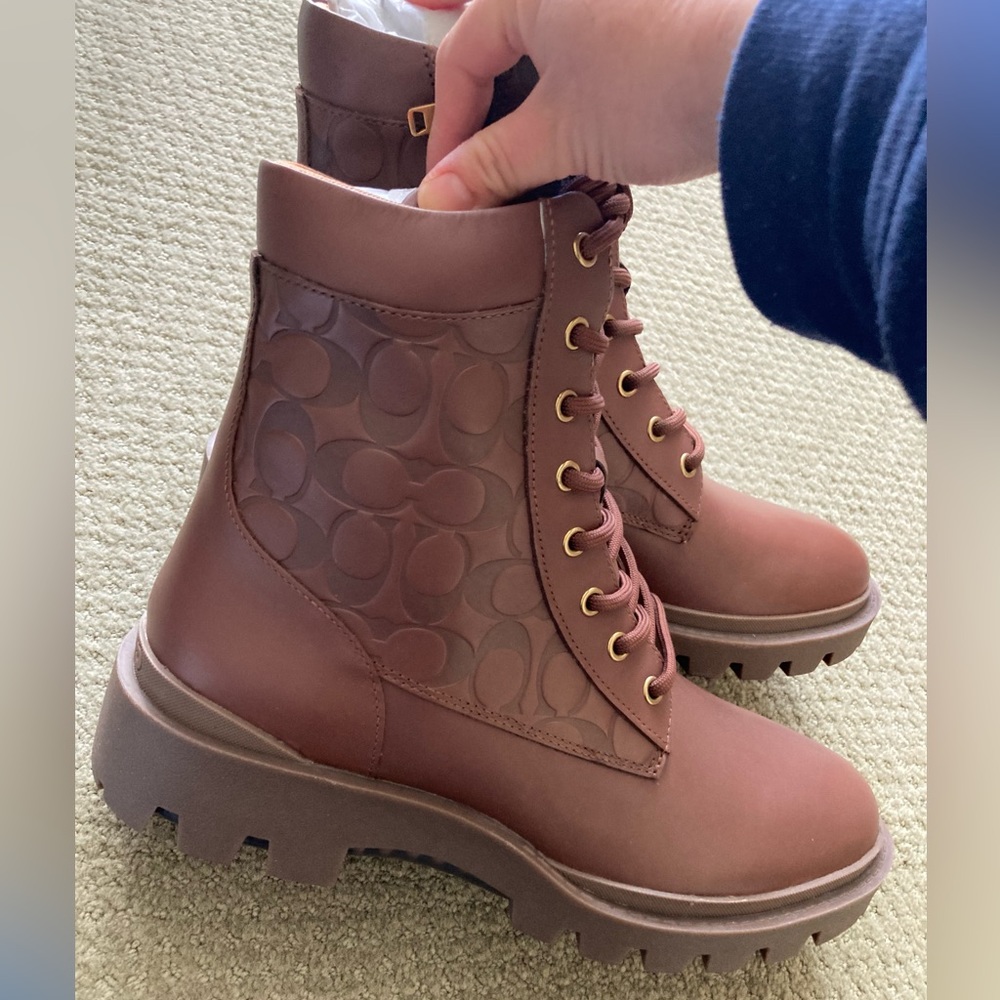 NWT COACH SADDLE SIGNATURE CITYSOLE BOOTS - Picture 4 of 10